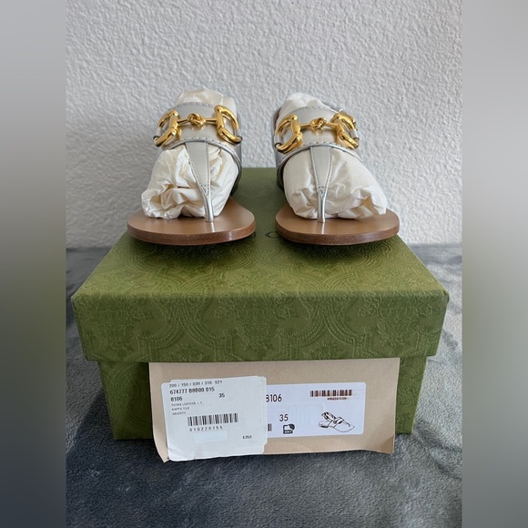 BRAND NEW Gucci Women’s Thong Leather Nappa Silk Argento Sandal Size 35 (US 5) main image 3
